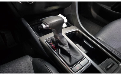 Kia K5 - автомобили, коли, обяви за нови и употребявани 8