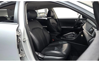 Kia K5 - автомобили, коли, обяви за нови и употребявани 9