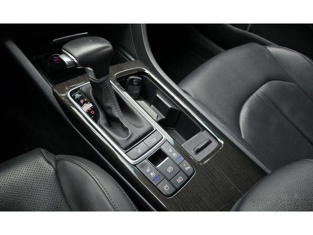 Kia K5 - автомобили, коли, обяви за нови и употребявани 8