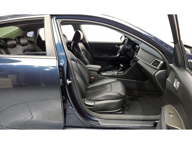 Kia K5 - автомобили, коли, обяви за нови и употребявани 9