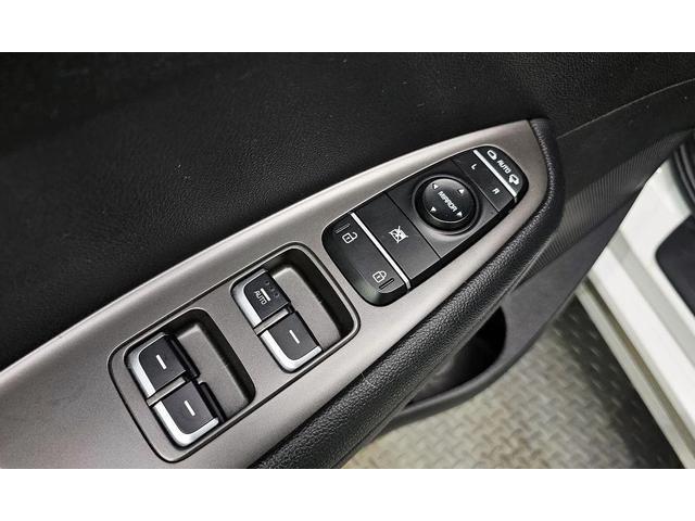 Kia K5 - автомобили, коли, обяви за нови и употребявани 13