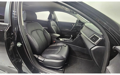 Kia K5 - автомобили, коли, обяви за нови и употребявани 9