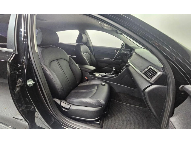 Kia K5 - автомобили, коли, обяви за нови и употребявани 9