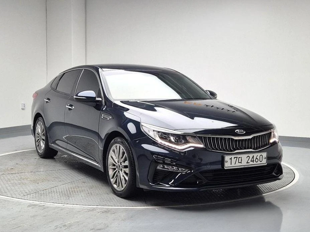 Kia K5 - автомобили, коли, обяви за нови и употребявани 3