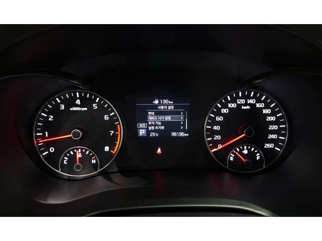 Kia K5 - автомобили, коли, обяви за нови и употребявани 7