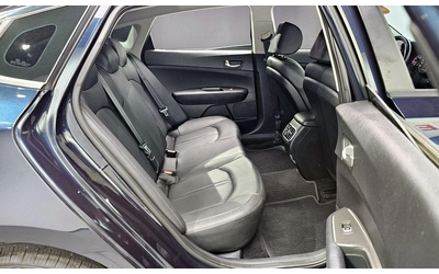 Kia K5 - автомобили, коли, обяви за нови и употребявани 10