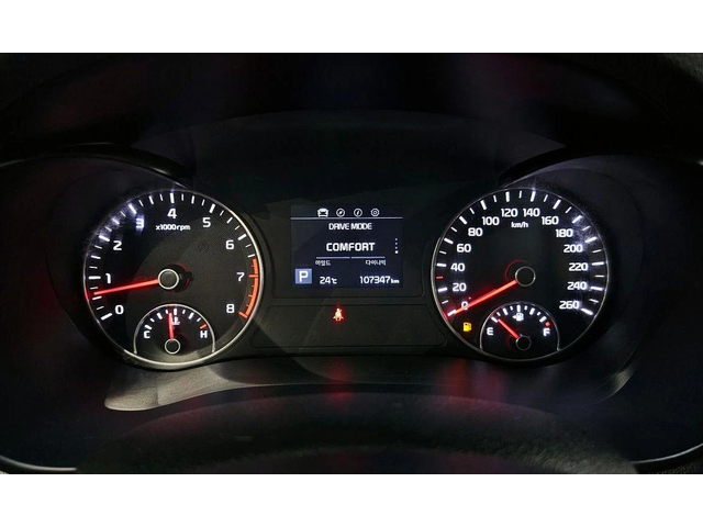 Kia K5 - автомобили, коли, обяви за нови и употребявани 7