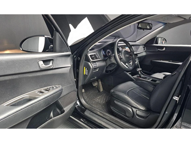 Kia K5 - автомобили, коли, обяви за нови и употребявани 10