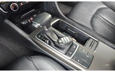 Kia K5 - автомобили, коли, обяви за нови и употребявани 8