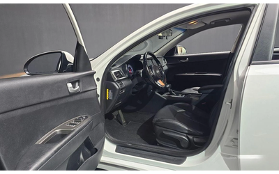 Kia K5 - автомобили, коли, обяви за нови и употребявани 9