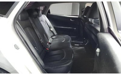 Kia K5 - автомобили, коли, обяви за нови и употребявани 11