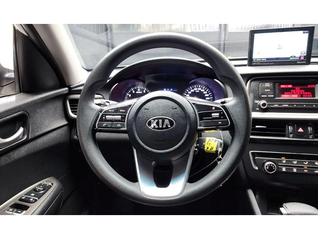 Kia K5 - автомобили, коли, обяви за нови и употребявани 12