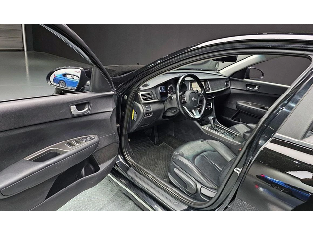 Kia K5 - автомобили, коли, обяви за нови и употребявани 10