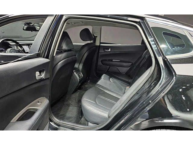 Kia K5 - автомобили, коли, обяви за нови и употребявани 11