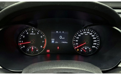 Kia K5 - автомобили, коли, обяви за нови и употребявани 7