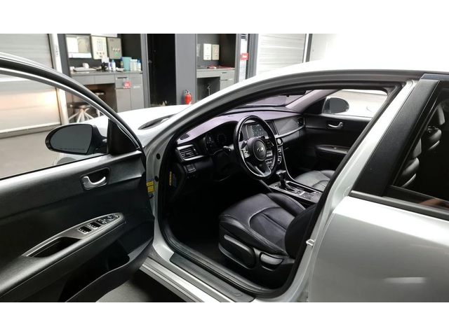 Kia K5 - автомобили, коли, обяви за нови и употребявани 10