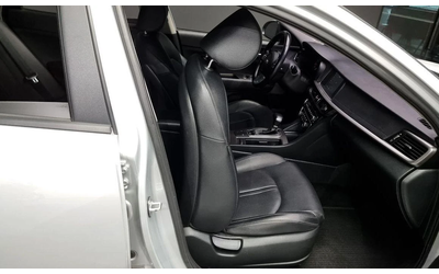 Kia K5 - автомобили, коли, обяви за нови и употребявани 12