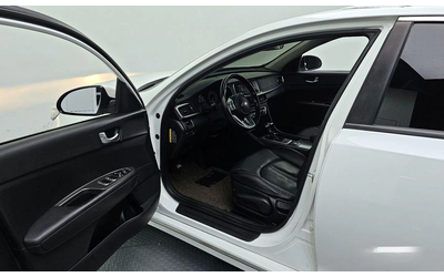 Kia K5 - автомобили, коли, обяви за нови и употребявани 10