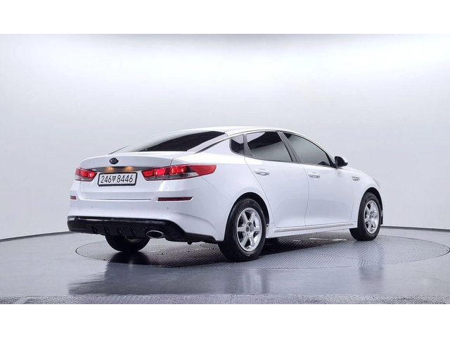 Kia K5 - автомобили, коли, обяви за нови и употребявани 1