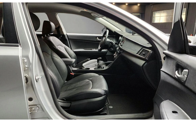 Kia K5 - автомобили, коли, обяви за нови и употребявани 9