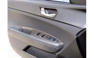 Kia K5 - автомобили, коли, обяви за нови и употребявани 9