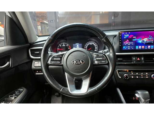Kia K5 - автомобили, коли, обяви за нови и употребявани 13