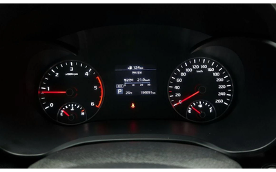 Kia K5 - автомобили, коли, обяви за нови и употребявани 7