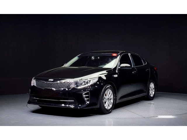 Kia K5 - автомобили, коли, обяви за нови и употребявани 0