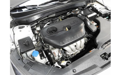 Kia K5 LPG - автомобили, коли, обяви за нови и употребявани 6