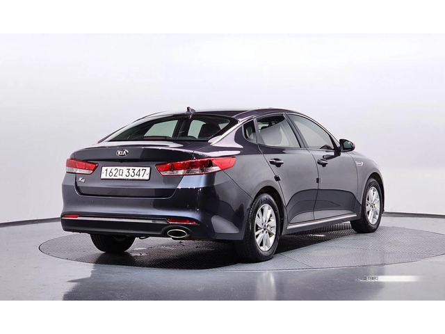 Kia K5 - автомобили, коли, обяви за нови и употребявани 1