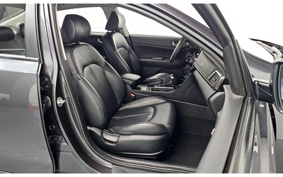 Kia K5 - автомобили, коли, обяви за нови и употребявани 9