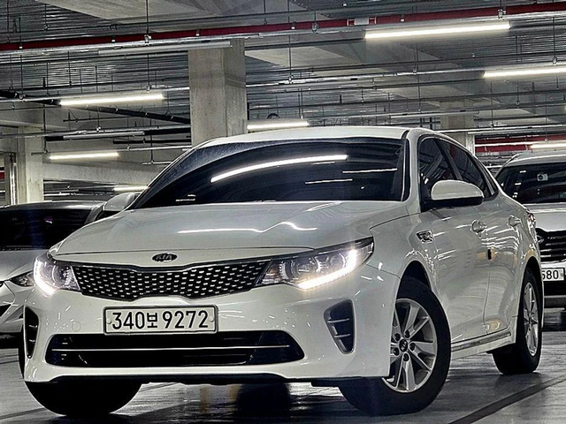 Kia K5 - автомобили, коли, обяви за нови и употребявани 0