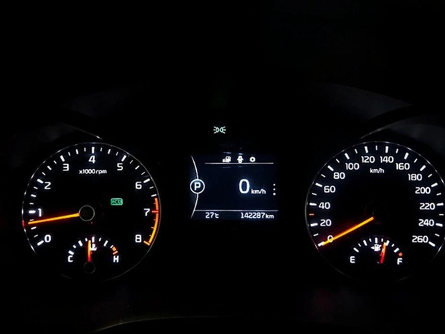 Kia K5 - автомобили, коли, обяви за нови и употребявани 2