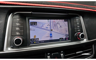 Kia K5 LPG - автомобили, коли, обяви за нови и употребявани 13