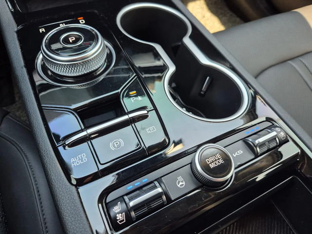 Kia K5 2.0 LPG PRESTIGE* ОЧАКВАН ВНОС* - автомобили, коли, обяви за нови и употребявани 10