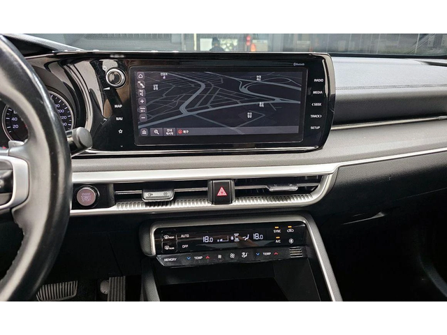 Kia K5 - автомобили, коли, обяви за нови и употребявани 13