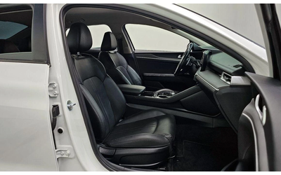 Kia K5 - автомобили, коли, обяви за нови и употребявани 9