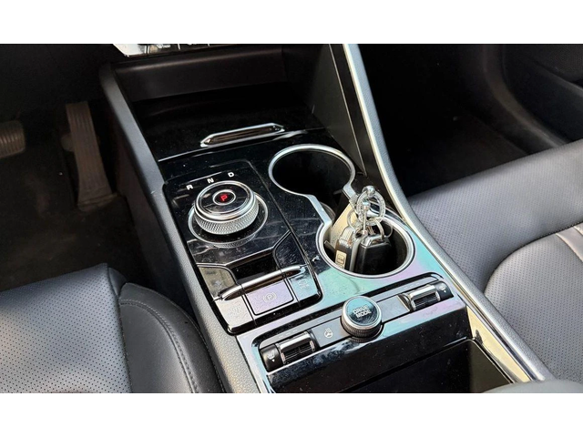 Kia K5 - автомобили, коли, обяви за нови и употребявани 6