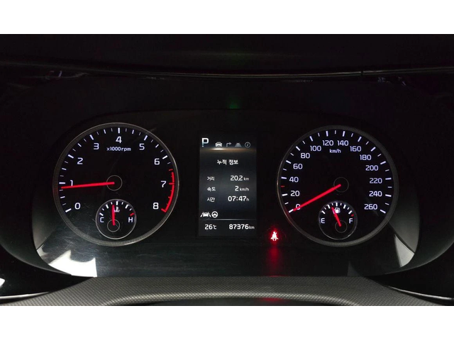 Kia K5 - автомобили, коли, обяви за нови и употребявани 7