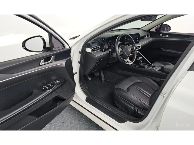 Kia K5 2.0 LPG Standard * Шибидах* - автомобили, коли, обяви за нови и употребявани 9