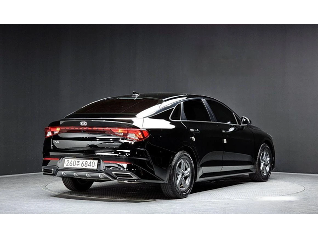 Kia K5 - автомобили, коли, обяви за нови и употребявани 1