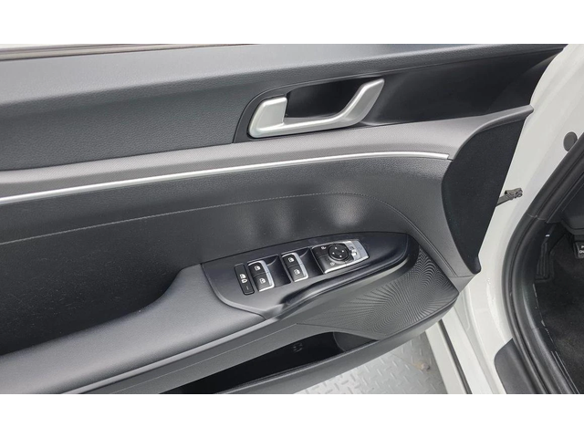 Kia K5 - автомобили, коли, обяви за нови и употребявани 13