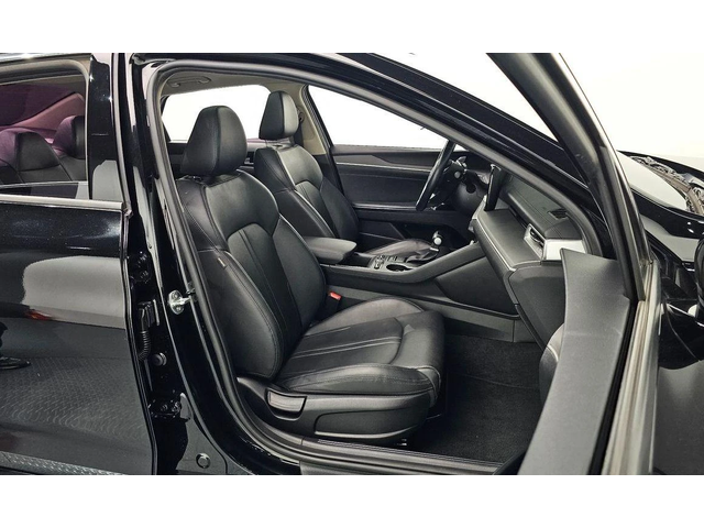 Kia K5 - автомобили, коли, обяви за нови и употребявани 9