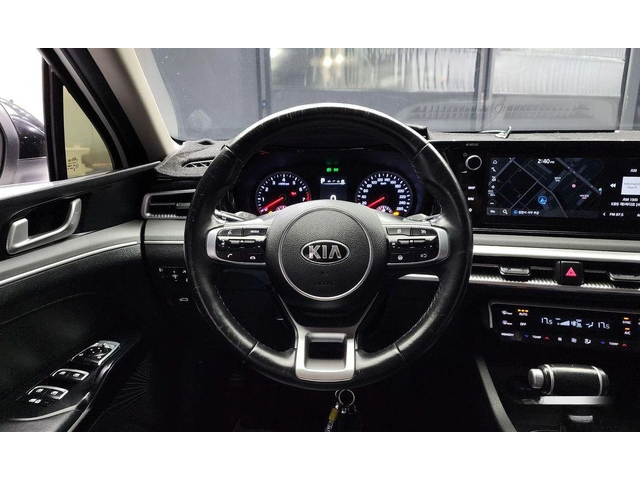 Kia K5 - автомобили, коли, обяви за нови и употребявани 12