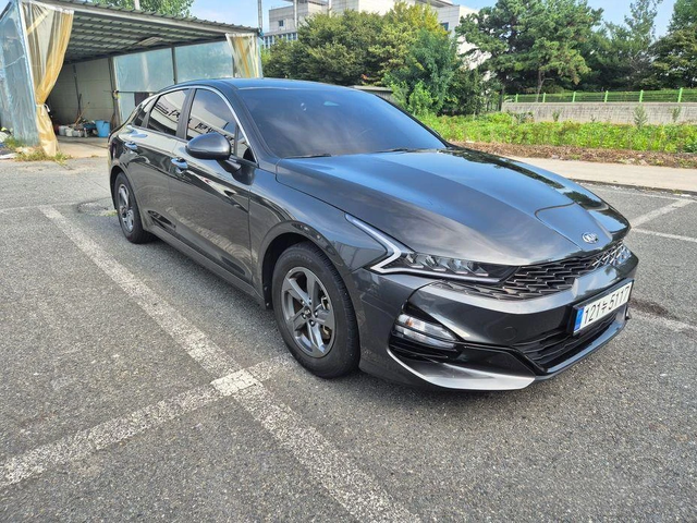 Kia K5 - автомобили, коли, обяви за нови и употребявани 1