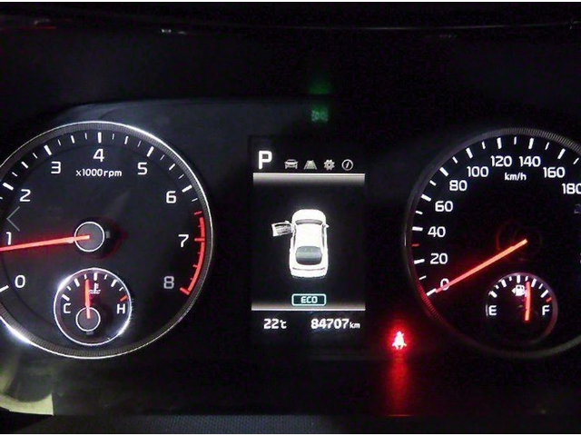 Kia K5 - автомобили, коли, обяви за нови и употребявани 8