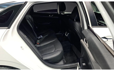 Kia K5 - автомобили, коли, обяви за нови и употребявани 10