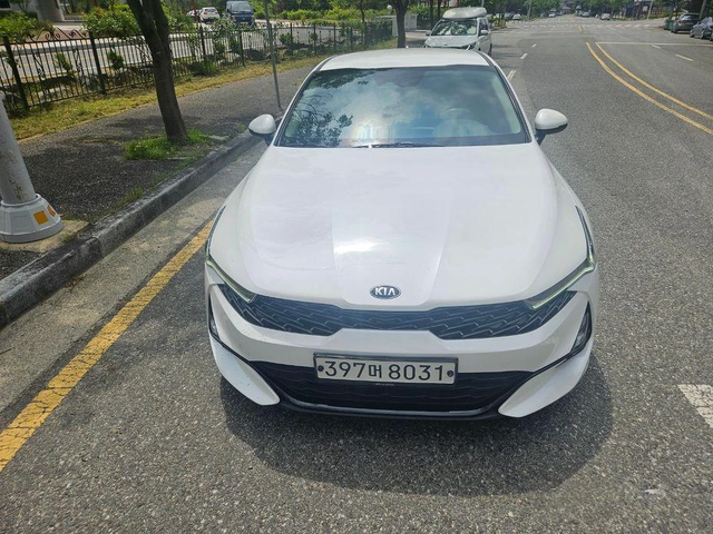 Kia K5 - автомобили, коли, обяви за нови и употребявани 0