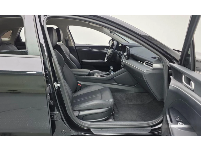 Kia K5 - автомобили, коли, обяви за нови и употребявани 10