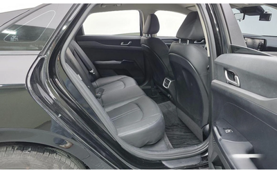 Kia K5 - автомобили, коли, обяви за нови и употребявани 11